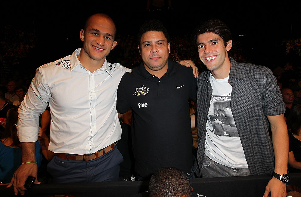 LAS VEGAS, NV - JULY 7:   (L-R) Junior dos Santos, Ronaldo & Kaka in attendance during UFC 148 inside MGM Grand Garden Arena on July 7, 2012 in Las Vegas, Nevada.  (Photo by Jeff Bottari/Zuffa LLC via Getty Images)  *** Local Caption *** Junior dos Santos; Ronaldo; Kaka
