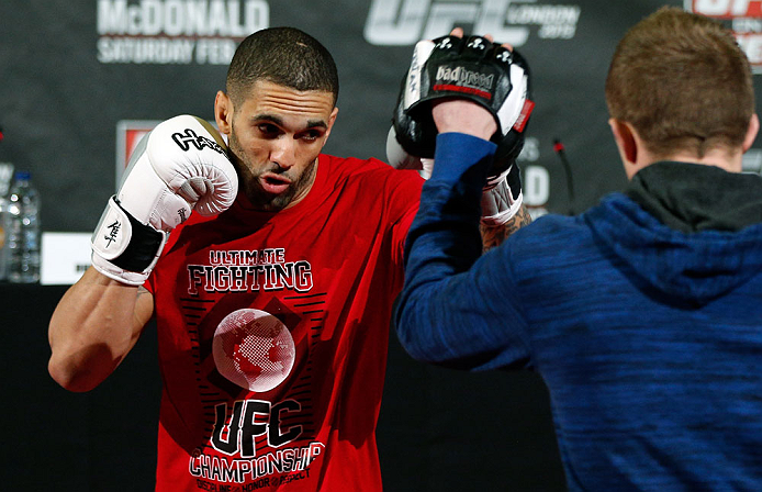 LONDON, ENGLAND - FEBRUARY 13: Che Mills conducts an open training session for media on February 13, 2013 at Hooks Gym in London, England. (Photo by Josh Hedges/Zuffa LLC/Zuffa LLC via Getty Images)