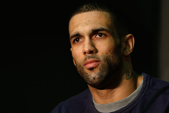 LONDON, ENGLAND - FEBRUARY 13: Che Mills interacts with media during a UFC press conference on February 13, 2013 at Hooks Gym in London, England. (Photo by Josh Hedges/Zuffa LLC/Zuffa LLC via Getty Images)