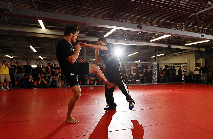 MINNEAPOLIS, MN - OCTOBER 02: Jake Ellenberger works out for media and fans during an open training session at Cellar Kickboxing and Martial Arts on October 2, 2012 in Minneapolis, Minnesota. (Photo by Josh Hedges/Zuffa LLC/Zuffa LLC via Getty Images)