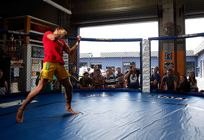 GOLD COAST, AUSTRALIA - DECEMBER 13: Robert Whittaker works out for the media during the UFC on FX open workouts on December 13, 2012 at Boonchu Gym in Gold Coast, Australia. (Photo by Josh Hedges/Zuffa LLC/Zuffa LLC via Getty Images)