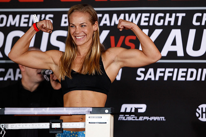 UFC bantamweight Julie Kedzie UFC bantamweight Julie Kedzie