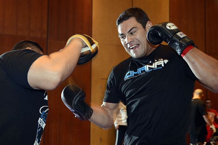 LAS VEGAS, NV - DECEMBER 13: UFC fighter Shane Del Rosario works out for the media during the Ultimate Fighter 16 Finale open workouts at The Joint at the Hard Rock Hotel and Casino on December 13, 2012 in Las Vegas, Nevada. (Photo by Jeff Bottari/Zuffa LLC/Zuffa LLC)