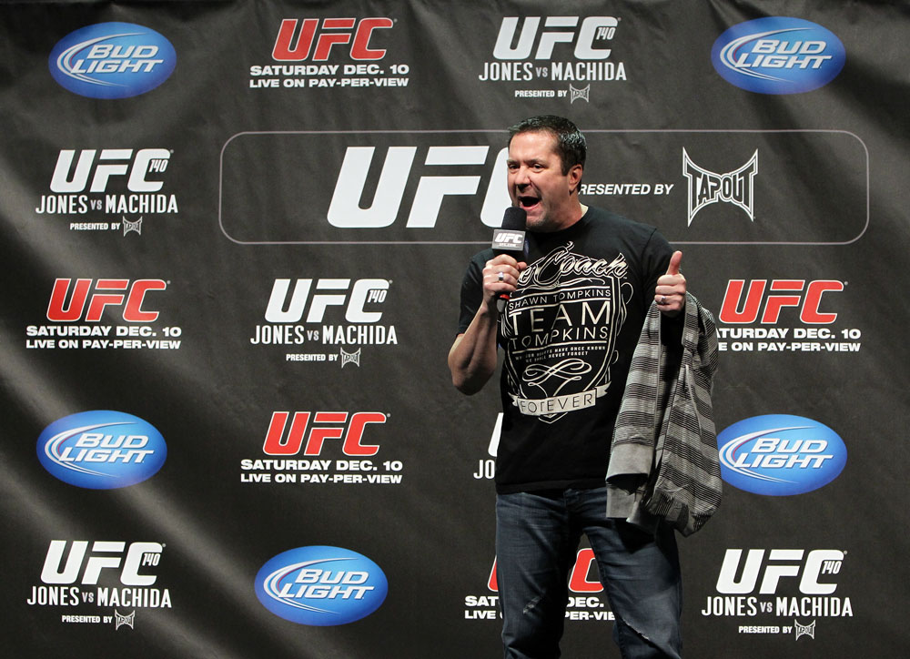 TORONTO, ON - DECEMBER 09:  UFC commentator Mike Goldberg interacts with fans during a Q&A session before the UFC 140 Official Weigh-in at the Air Canada Centre on December 9, 2011 in Toronto, Canada.  (Photo by Josh Hedges/Zuffa LLC/Zuffa LLC via Getty Images)