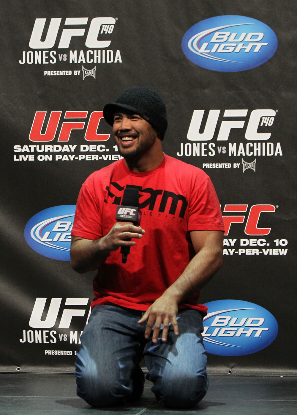 TORONTO, ON - DECEMBER 09:  UFC Middleweight contender Mark Munoz interacts with fans during a Q&A session before the UFC 140 Official Weigh-in at the Air Canada Centre on December 9, 2011 in Toronto, Canada.  (Photo by Josh Hedges/Zuffa LLC/Zuffa LLC via Getty Images)