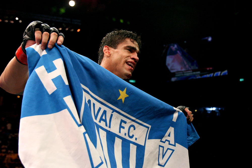 RIO DE JANEIRO, BRAZIL - JANUARY 14: Thiago Tavares celebrates after defeating Sam Stout in a lightweight bout during UFC 142 at HSBC Arena on January 14, 2012 in Rio de Janeiro, Brazil. (Photo by Josh Hedges/Zuffa LLC/Zuffa LLC via Getty Images)