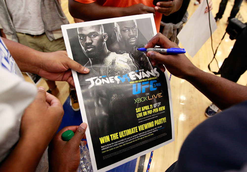 ATLANTA, GA - APRIL 19: Rashad Evans signs autographs after working out for the media during UFC 145 open workouts at GSU Sports Arena on April 19, 2012 in Atlanta, Georgia. (Photo by Kevin C. Cox/Zuffa LLC/Zuffa LLC via Getty Images)