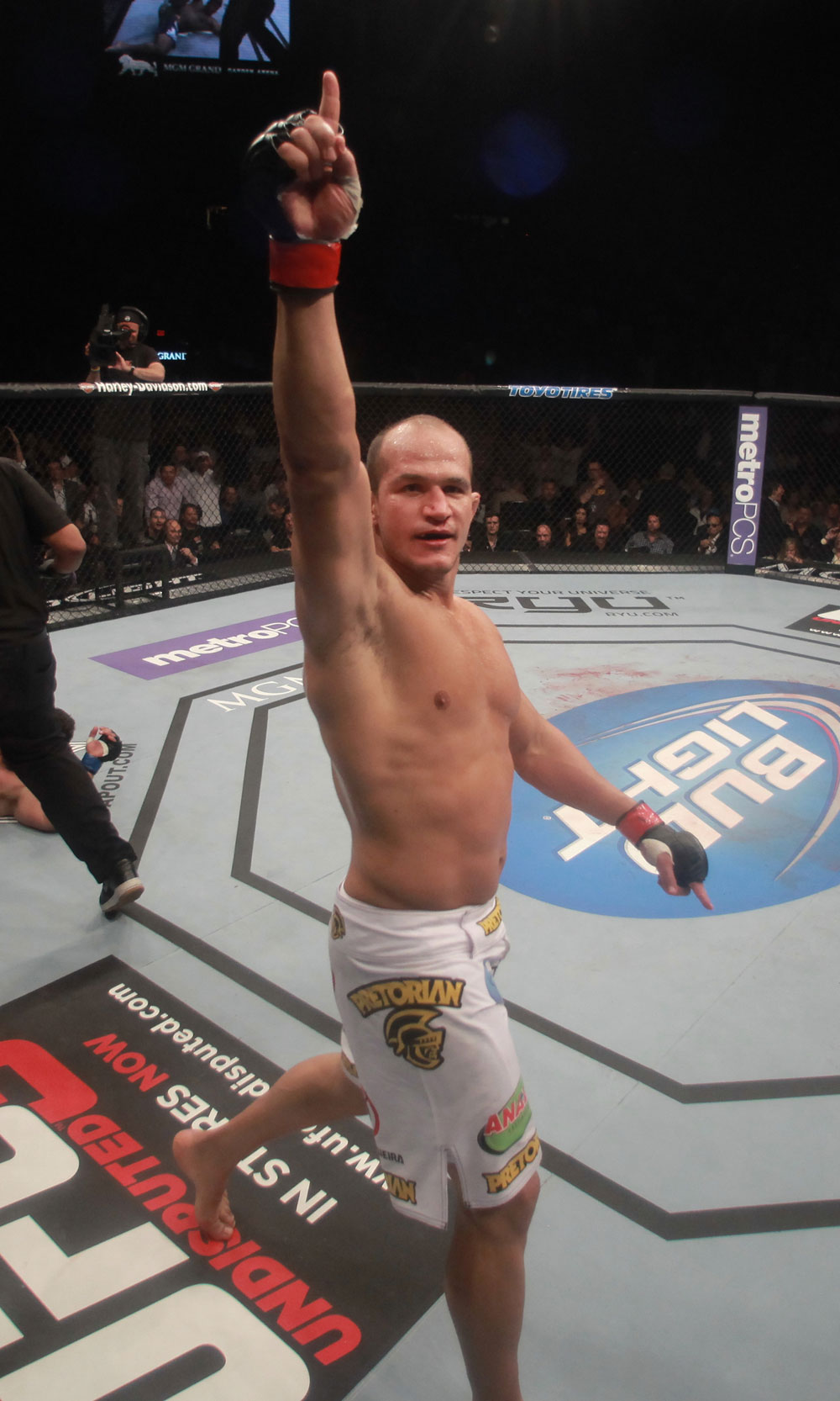 LAS VEGAS, NV - MAY 26:  Junior dos Santos reacts after knocking out Frank Mir during the Heavyweight Championship bout at UFC 146 at MGM Grand Garden Arena on May 26, 2012 in Las Vegas, Nevada.  (Photo by Donald Miralle/Zuffa LLC/Zuffa LLC via Getty Images)