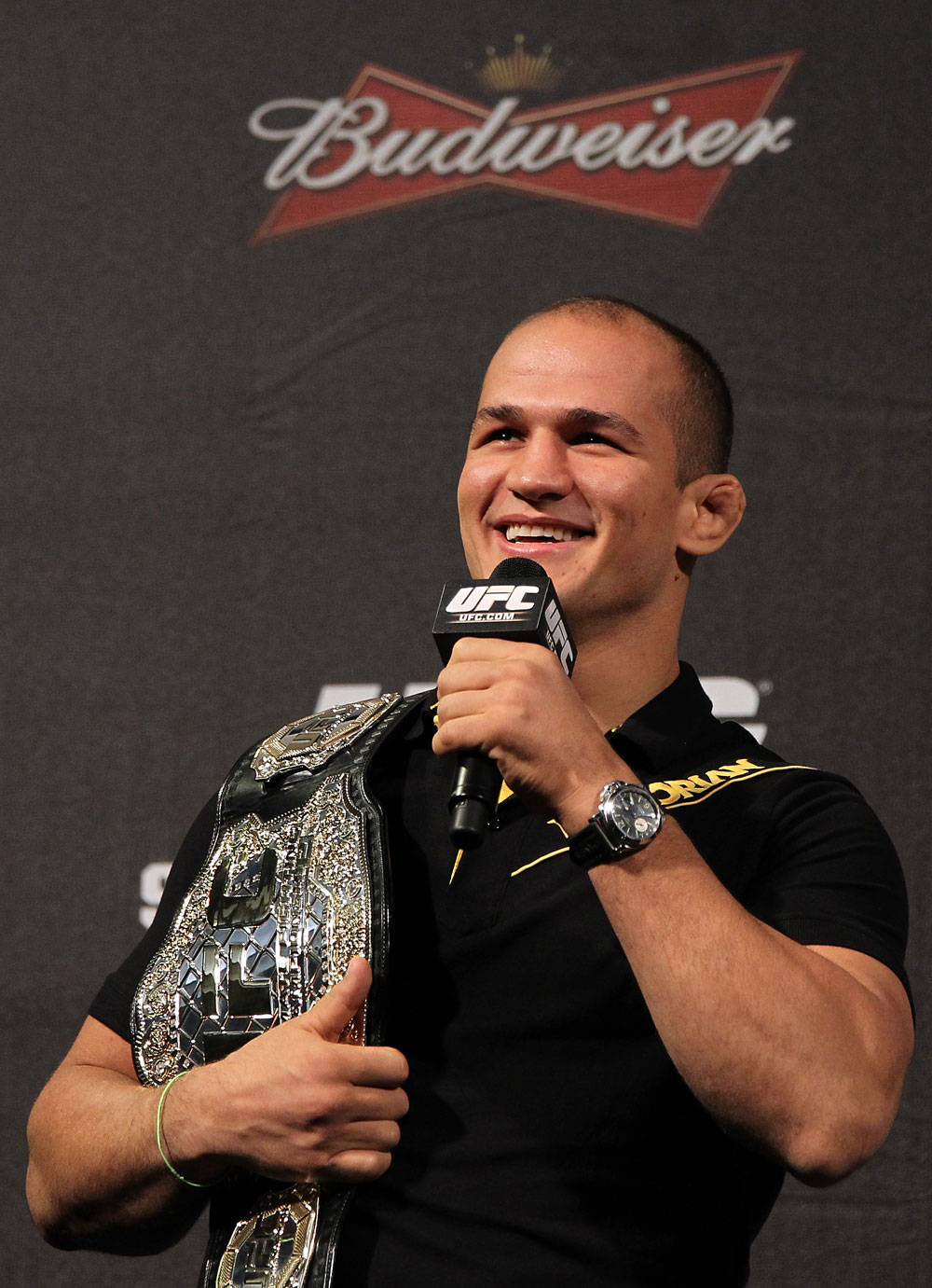 BELO HORIZONTE, BRAZIL - JUNE 22:  UFC Heavyweight Champion Junior dos Santos interacts with fans during a Q&A session before the UFC 147 weigh in at Est&Atilde;&iexcl;dio Jornalista Felipe Drummond on June 22, 2012 in Belo Horizonte, Brazil.  (Photo by Josh Hedges/Zuffa LLC/Zuffa LLC via Getty Images)