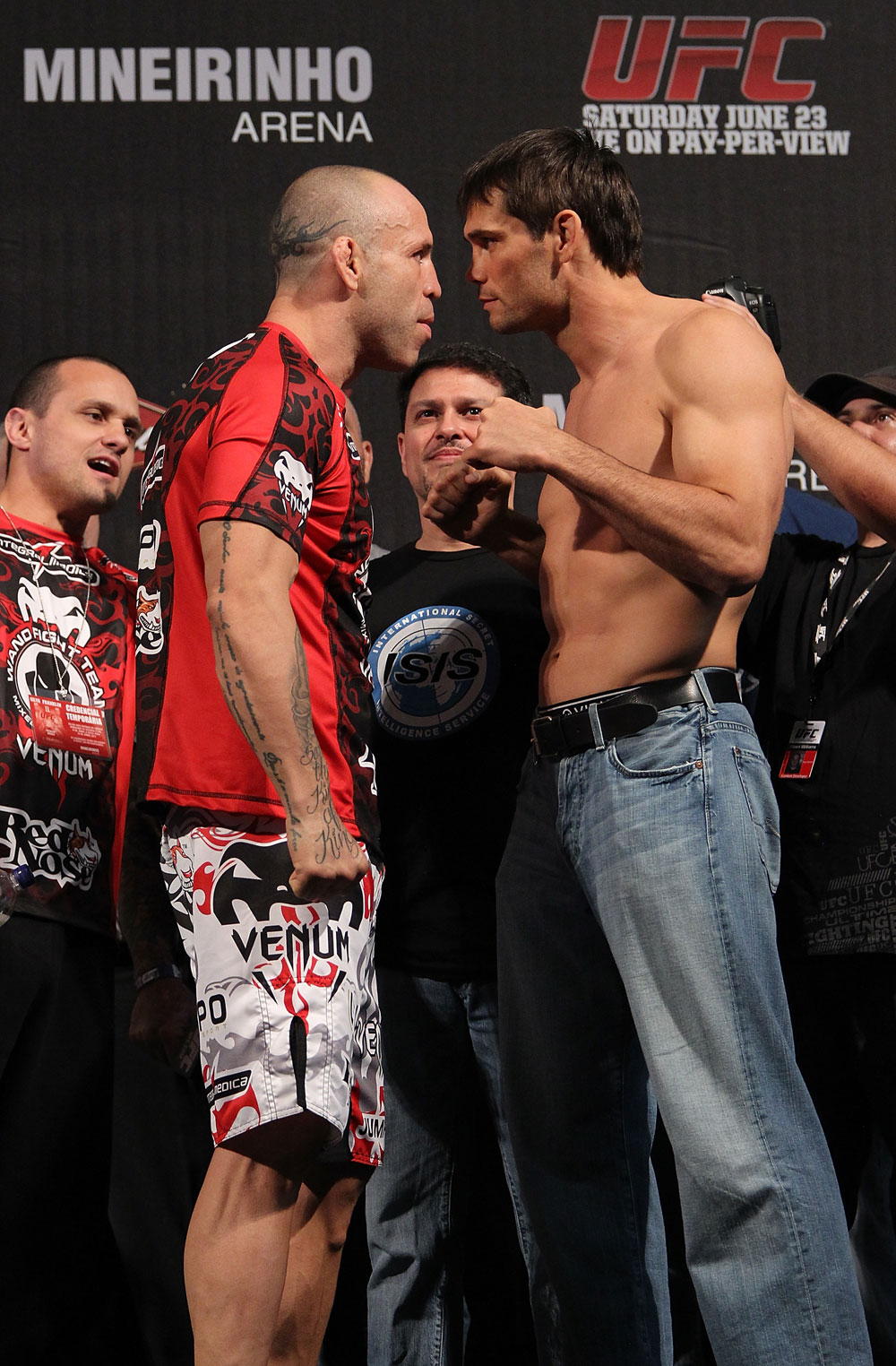 BELO HORIZONTE, BRAZIL - JUNE 22:   (L-R) Opponents Wanderlei Silva and Rich Franklin face off after making weight during the UFC 147 weigh in at Estadio Jornalista Felipe Drummond on June 22, 2012 in Belo Horizonte, Brazil.  (Photo by Josh Hedges/Zuffa LLC/Zuffa LLC via Getty Images)
