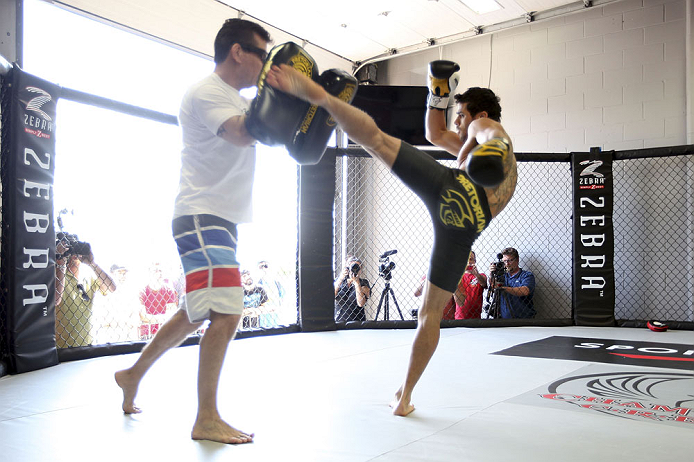 CALGARY, CANADA- JULY 18: Renan Barao works out for the fans and media during the UFC 149 Open Workouts inside Champion's Creed Gym on July 18, 2012 in Calgary, Alberta, Canada. (Photo by Jeff Bottari/Zuffa LLC/Zuffa LLC via Getty Images)
