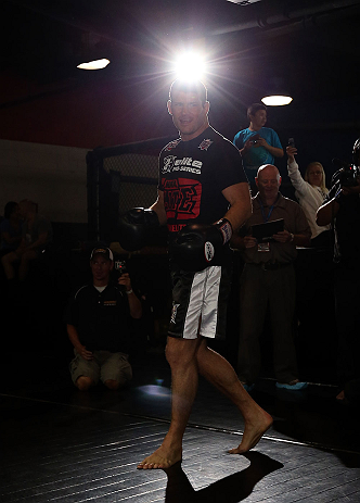 TORONTO, CANADA - SEPTEMBER 19: Michael Bisping works out for fans and media during the UFC 152 open workouts at Xtreme Couture Gym on September 19, 2012 in Toronto, Ontario, Canada. (Photo by Josh Hedges/Zuffa LLC/Zuffa LLC via Getty Images)