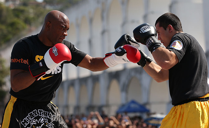 RIO DE JANEIRO, BRAZIL - OCTOBER 10: Anderson Silva works out for fans and media during an open training session ahead of UFC 153 at Arcos da Lapa: Praca Cardeal Camara on October 10, 2012 in Rio de Janeiro, Brazil. (Photo by Josh Hedges/Zuffa LLC/Zuffa LLC via Getty Images)
