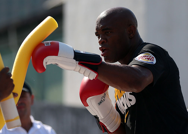 RIO DE JANEIRO, BRAZIL - OCTOBER 10: Anderson Silva works out for fans and media during an open training session ahead of UFC 153 at Arcos da Lapa: Praca Cardeal Camara on October 10, 2012 in Rio de Janeiro, Brazil. (Photo by Josh Hedges/Zuffa LLC/Zuffa LLC via Getty Images)