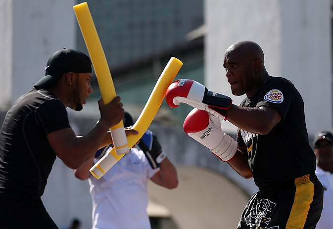 RIO DE JANEIRO, BRAZIL - OCTOBER 10: Anderson Silva works out for fans and media during an open training session ahead of UFC 153 at Arcos da Lapa: Praca Cardeal Camara on October 10, 2012 in Rio de Janeiro, Brazil. (Photo by Josh Hedges/Zuffa LLC/Zuffa LLC via Getty Images)
