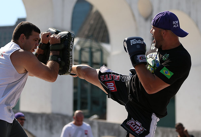 RIO DE JANEIRO, BRAZIL - OCTOBER 10: Glover Teixeira works out for fans and media during an open training session ahead of UFC 153 at Arcos da Lapa: Praca Cardeal Camara on October 10, 2012 in Rio de Janeiro, Brazil. (Photo by Josh Hedges/Zuffa LLC/Zuffa LLC via Getty Images)