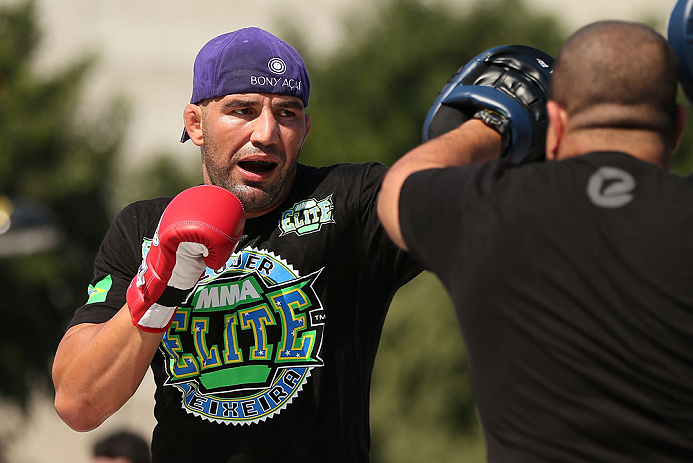RIO DE JANEIRO, BRAZIL - OCTOBER 10: Glover Teixeira works out for fans and media during an open training session ahead of UFC 153 at Arcos da Lapa: Praca Cardeal Camara on October 10, 2012 in Rio de Janeiro, Brazil. (Photo by Josh Hedges/Zuffa LLC/Zuffa LLC via Getty Images)