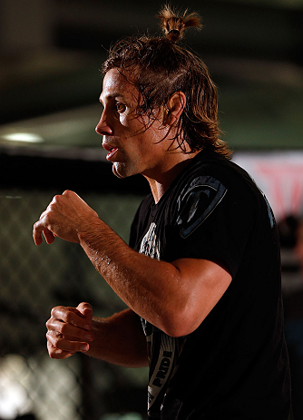 TORRANCE, CA - FEBRUARY 20:  Urijah Faber conducts an open training session for fans and media at the UFC Gym on February 20, 2013 in Torrance, California.  (Photo by Josh Hedges/Zuffa LLC/Zuffa LLC via Getty Images)