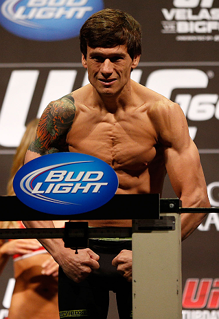 LAS VEGAS, NV - MAY 24:   Brian Bowles weighs in during the UFC 160 weigh-in at the MGM Grand Garden Arena on May 24, 2013 in Las Vegas, Nevada.  (Photo by Josh Hedges/Zuffa LLC/Zuffa LLC via Getty Images)