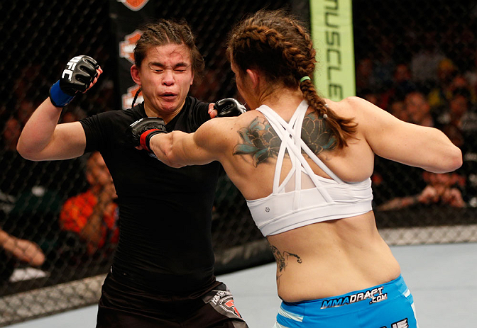 Rosi Sexton gave Alexis Davis plenty to think about Rosi Sexton gave Alexis Davis plenty to think about