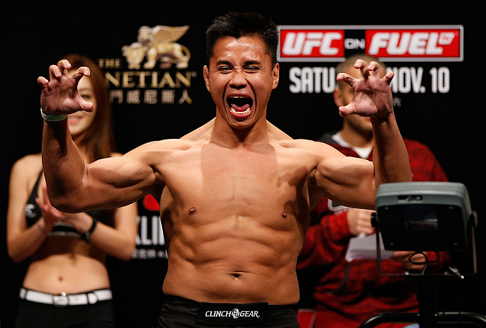 MACAU, MACAU - NOVEMBER 09:  Cung Le makes weight during the UFC Macau weigh in at Cotai Arena on November 9, 2012 in Macau, Macau.  (Photo by Josh Hedges/Zuffa LLC/Zuffa LLC via Getty Images)
