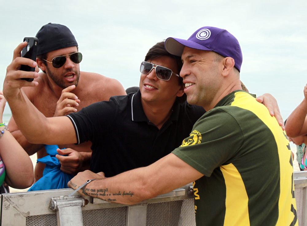 RIO DE JANEIRO, BRAZIL - JANUARY 11:  Wanderlei Silva attends the UFC 142 Open Workouts at Barra de Tijuca Beach on January 11, 2012 in Rio de Janeiro, Brazil.  (Photo by Josh Hedges/Zuffa LLC/Zuffa LLC via Getty Images)