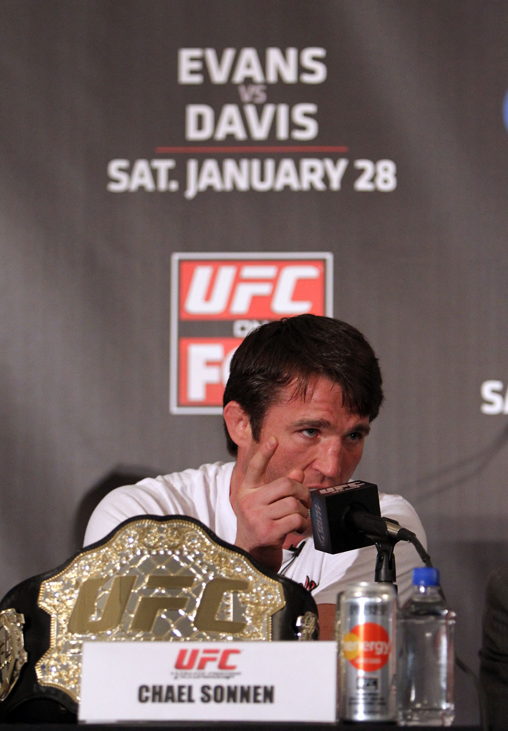 CHICAGO, IL - JANUARY 26: Chael Sonnen attends the UFC on FOX press conference at the W Hotel on January 26, 2012 in Chicago, Illinois. (Photo by Josh Hedges/Zuffa LLC/Zuffa LLC via Getty Images) *** Local Caption *** Chael Sonnen