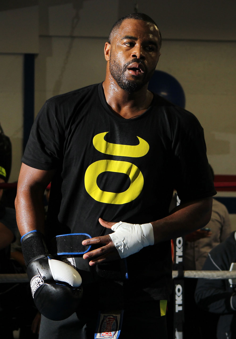 CHICAGO, IL - JANUARY 25: Rashad Evans works out for the media during the UFC on FOX open workouts at the Chicago Boxing Club on January 25, 2012 in Chicago, Illinois. (Photo by Josh Hedges/Zuffa LLC/Zuffa LLC via Getty Images)