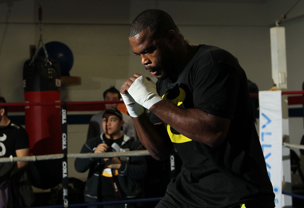 CHICAGO, IL - JANUARY 25: Rashad Evans works out for the media during the UFC on FOX open workouts at the Chicago Boxing Club on January 25, 2012 in Chicago, Illinois. (Photo by Josh Hedges/Zuffa LLC/Zuffa LLC via Getty Images)