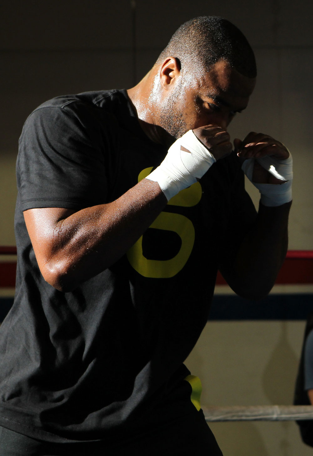 CHICAGO, IL - JANUARY 25: Rashad Evans works out for the media during the UFC on FOX open workouts at the Chicago Boxing Club on January 25, 2012 in Chicago, Illinois. (Photo by Josh Hedges/Zuffa LLC/Zuffa LLC via Getty Images)