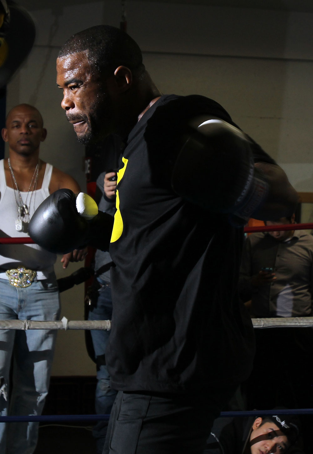 CHICAGO, IL - JANUARY 25: Rashad Evans works out for the media during the UFC on FOX open workouts at the Chicago Boxing Club on January 25, 2012 in Chicago, Illinois. (Photo by Josh Hedges/Zuffa LLC/Zuffa LLC via Getty Images)