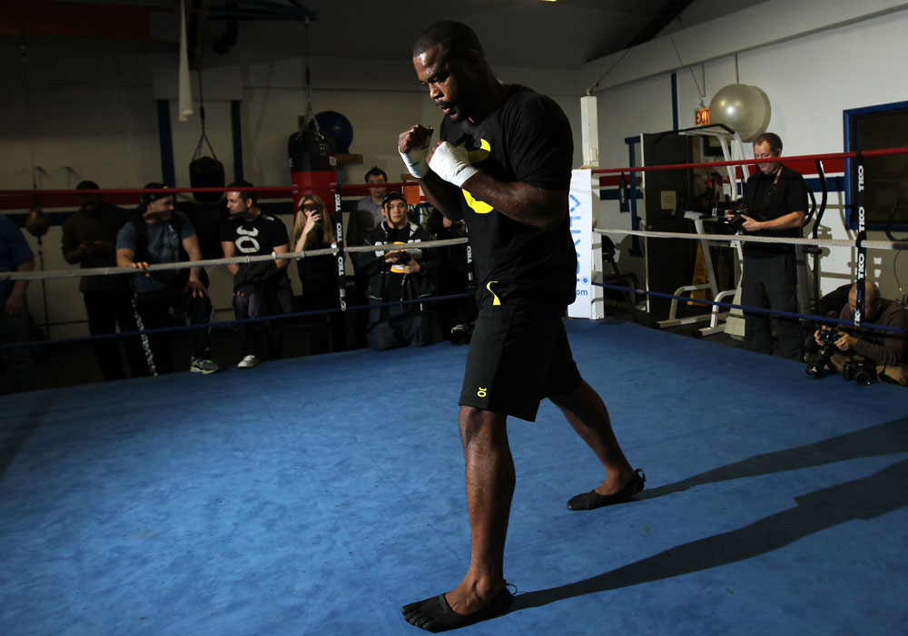 CHICAGO, IL - JANUARY 25: Rashad Evans works out for the media during the UFC on FOX open workouts at the Chicago Boxing Club on January 25, 2012 in Chicago, Illinois. (Photo by Josh Hedges/Zuffa LLC/Zuffa LLC via Getty Images)