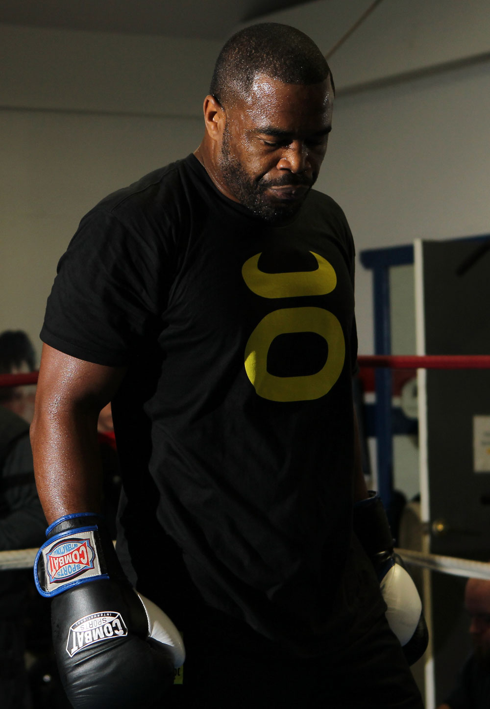 CHICAGO, IL - JANUARY 25: Rashad Evans works out for the media during the UFC on FOX open workouts at the Chicago Boxing Club on January 25, 2012 in Chicago, Illinois. (Photo by Josh Hedges/Zuffa LLC/Zuffa LLC via Getty Images)