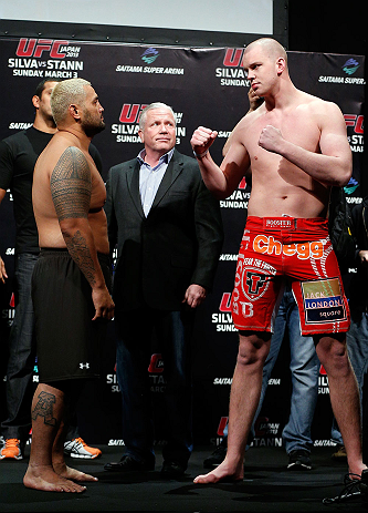 SAITAMA, JAPAN - MARCH 02: (L-R) Opponents Mark Hunt and Stefan Struve face off during the UFC on FUEL TV weigh-in at Saitama Super Arena on March 2, 2013 in Saitama, Japan. (Photo by Josh Hedges/Zuffa LLC/Zuffa LLC via Getty Images)