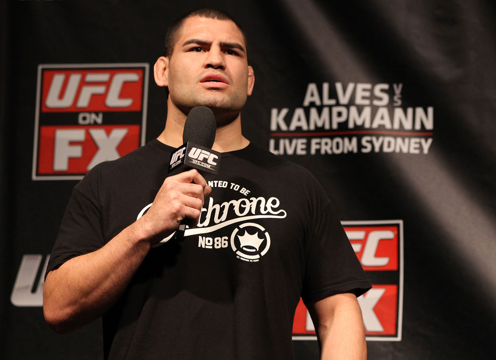 SYDNEY, AUSTRALIA - MARCH 02: Former UFC Heavyweight Champion Cain Velasquez interacts with fans during a Q&A session before the UFC on FX official weigh in at Allphones Arena on March 2, 2012 in Sydney, Australia. (Photo by Josh Hedges/Zuffa LLC/Zuffa LLC via Getty Images) *** Local Caption *** Cain Velasquez