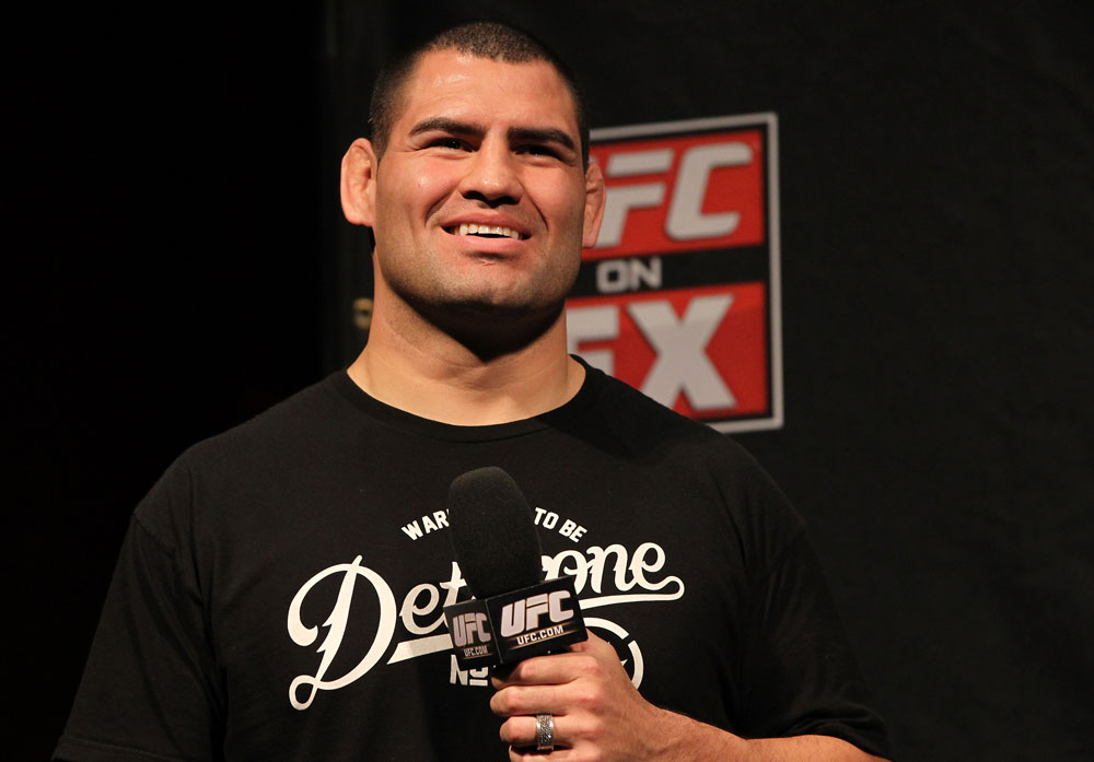 SYDNEY, AUSTRALIA - MARCH 02: Former UFC Heavyweight Champion Cain Velasquez interacts with fans during a Q&A session before the UFC on FX official weigh in at Allphones Arena on March 2, 2012 in Sydney, Australia. (Photo by Josh Hedges/Zuffa LLC/Zuffa LLC via Getty Images) *** Local Caption *** Cain Velasquez
