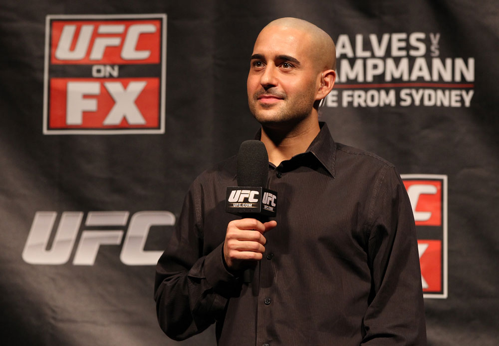 SYDNEY, AUSTRALIA - MARCH 02: UFC host Jon Anik interacts with fans during a Q&A session before the UFC on FX official weigh in at Allphones Arena on March 2, 2012 in Sydney, Australia. (Photo by Josh Hedges/Zuffa LLC/Zuffa LLC via Getty Images) *** Local Caption *** Jon Anik