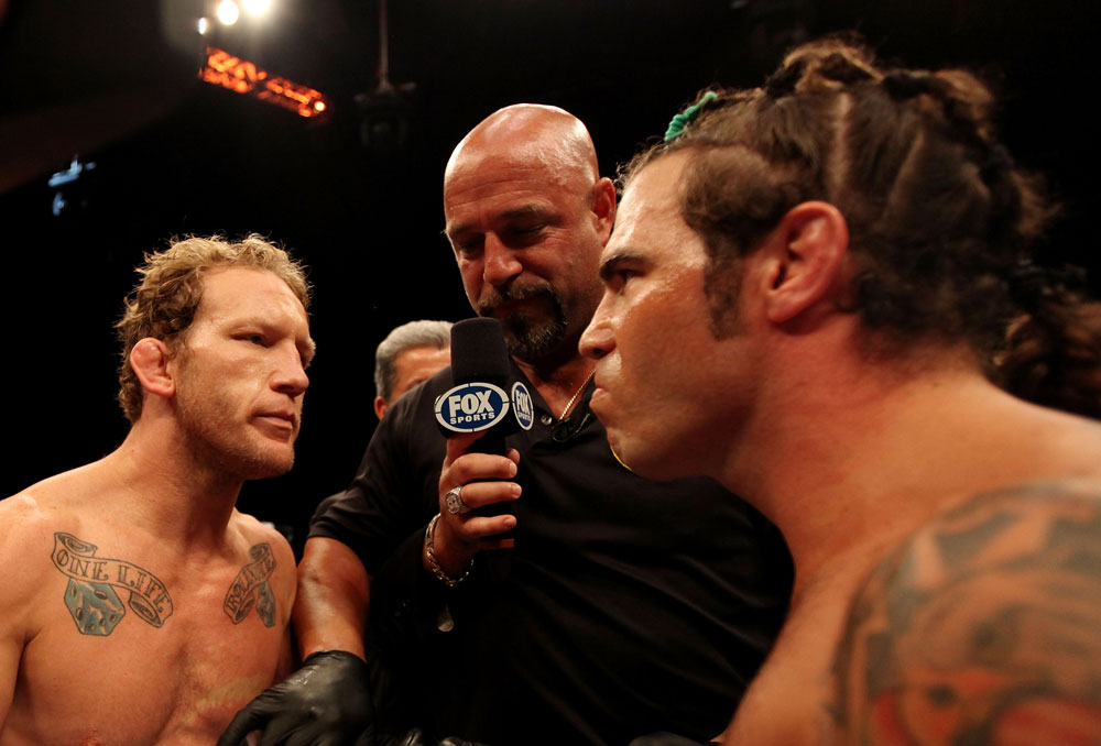 ATLANTIC CITY, NJ - JUNE 22: Clay Guida (R) faces off with Gray Maynard (L) in the main event lightweight bout during UFC on FX 4 at Revel Casino on June 22, 2012 in Atlantic City, New Jersey. (Photo by Nick Laham/Zuffa LLC/Zuffa LLC)