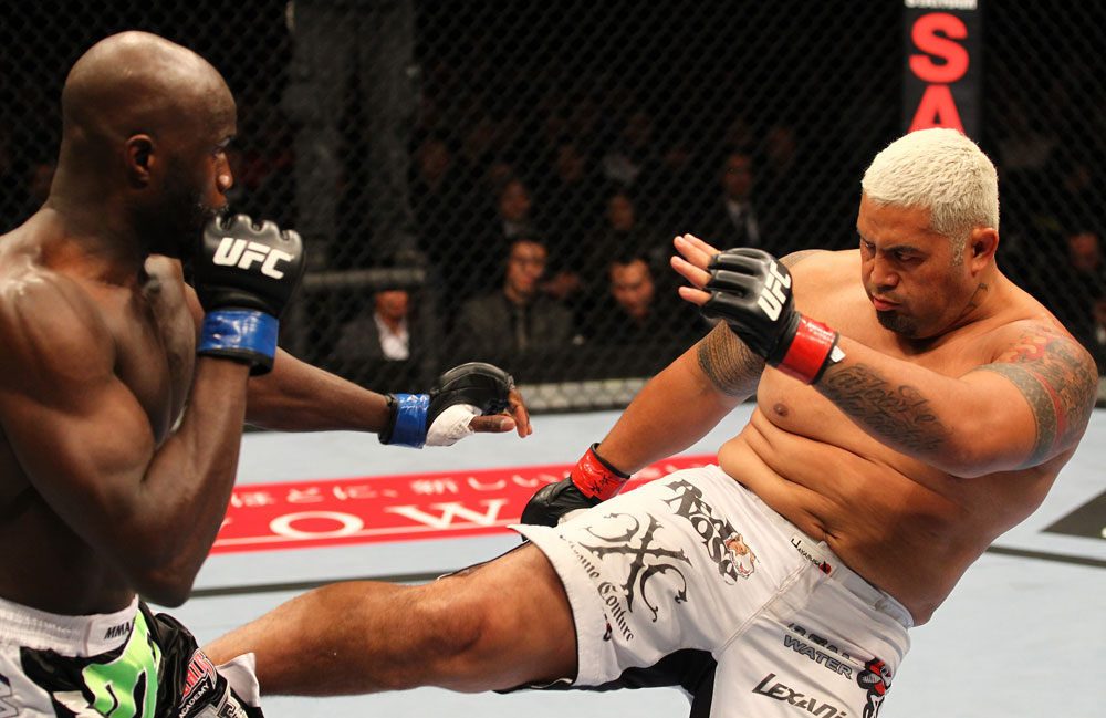 SAITAMA, JAPAN - FEBRUARY 26:  (R-L) Mark Hunt kicks Cheick Kongo during the UFC 144 event at Saitama Super Arena on February 26, 2012 in Saitama, Japan.  (Photo by Al Bello/Zuffa LLC/Zuffa LLC via Getty Images) *** Local Caption *** Mark Hunt; Cheick Kongo