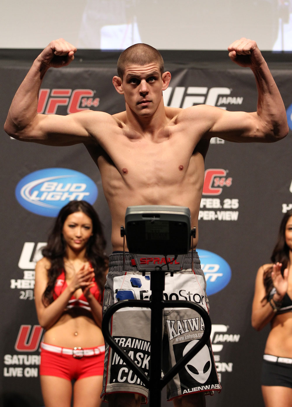SAITAMA, JAPAN - FEBRUARY 25: Joe Lauzon weighs in during the official UFC 144 weigh in at the Saitama Super Arena on February 25, 2012 in Saitama, Japan. (Photo by Josh Hedges/Zuffa LLC/Zuffa LLC via Getty Images) *** Local Caption *** Joe Lauzon