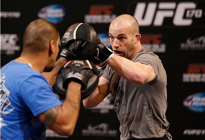 Cummins at UFC 170 open workouts
