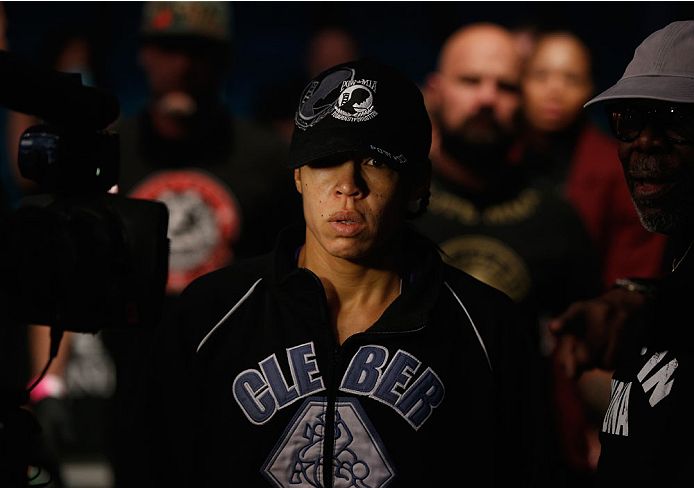 Reneau makes her way to the Octagon