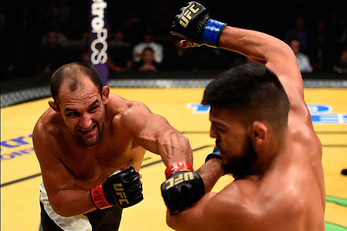 LAS VEGAS, NV - JULY 09: (L-R) Johny Hendricks punches Kelvin Gastelum in their welterweight bout during the UFC 200 event on July 9, 2016 at T-Mobile Arena in Las Vegas, Nevada. (Photo by Josh Hedges/Zuffa LLC/Zuffa LLC via Getty Images) *** Local Caption *** Johny Hendricks; Kelvin Gastelum