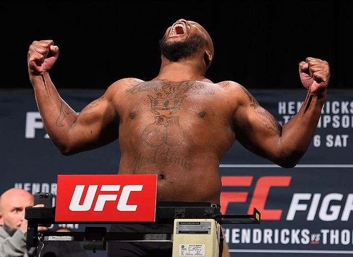 Derrick Lewis steps on the scale during the UFC Fight Night weigh-in at the MGM Grand Conference Center on February 5, 2016 in Las Vegas, Nevada. (Photo by Josh Hedges/Zuffa LLC)