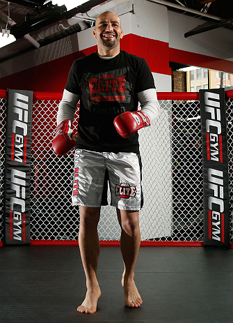CHICAGO, IL - JANUARY 23:  Glover Teixeira conducts an open workout session for media on January 23, 2013 at UFC Gym in Chicago, Illinois. (Photo by Josh Hedges/Zuffa LLC/Zuffa LLC via Getty Images)