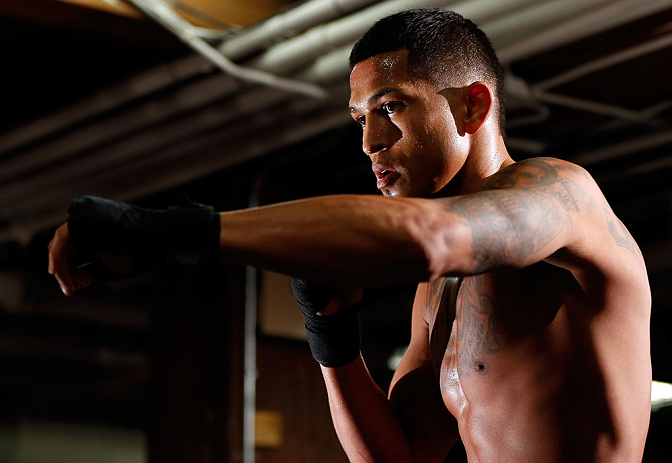 CHICAGO, IL - JANUARY 23:  Anthony Pettis conducts an open workout session for media on January 23, 2013 at UFC Gym in Chicago, Illinois. (Photo by Josh Hedges/Zuffa LLC/Zuffa LLC via Getty Images)