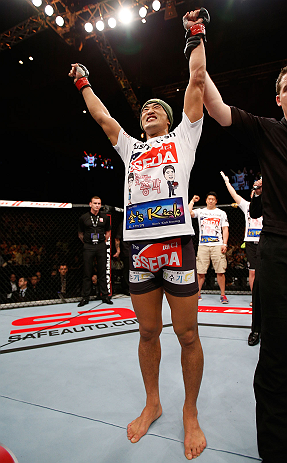 MACAU, MACAU - NOVEMBER 10: Dong Hyun Kim reacts after defeating Paulo Thiago during their welterweight bout at the UFC Macao event inside CotaiArena on November 10, 2012 in Macau, Macau. (Photo by Josh Hedges/Zuffa LLC/Zuffa LLC via Getty Images)