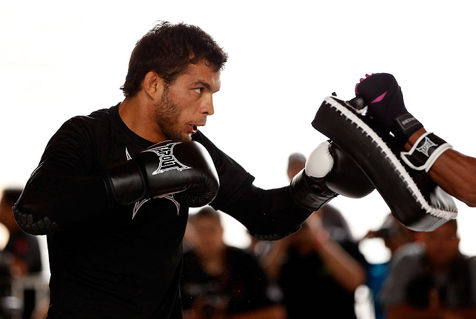 SAO PAULO, BRAZIL - JANUARY 16:  Milton Vieira participates in an open workout session for media and fans on January 16, 2013 at Parque Anhangabau in Sao Paulo, Brazil. (Photo by Josh Hedges/Zuffa LLC/Zuffa LLC via Getty Images)