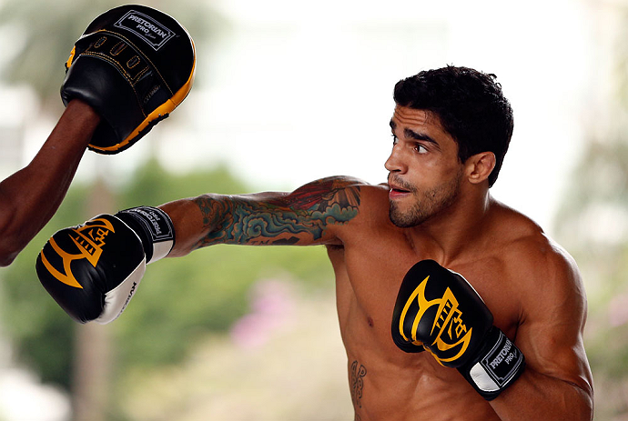 SAO PAULO, BRAZIL - JANUARY 16:  Thiago Tavares participates in an open workout session for media and fans on January 16, 2013 at Parque Anhangabau in Sao Paulo, Brazil. (Photo by Josh Hedges/Zuffa LLC/Zuffa LLC via Getty Images)