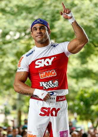 SAO PAULO, BRAZIL - JANUARY 16:  Vitor Belfort participates in an open workout session for media and fans on January 16, 2013 at Parque Anhangabau in Sao Paulo, Brazil. (Photo by Josh Hedges/Zuffa LLC/Zuffa LLC via Getty Images)